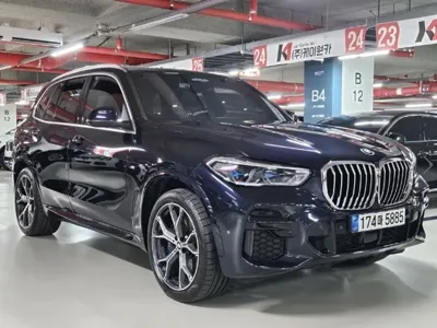 BMW X5 · 2022 год