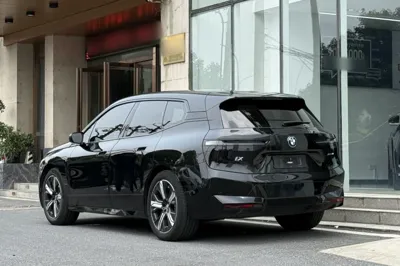 BMW iX 2022, 82100 км, за 210816.23 CNY