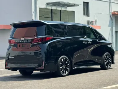 Toyota Alphard 2024, 45000 км, за 798000 CNY