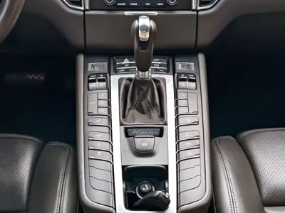 Porsche Macan 2017, 100000 км, за 118800 CNY - фото 24