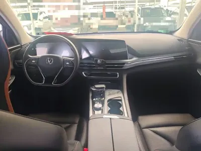 Changan 长安CS75PLUS 2021, 40000 км, за 57300 CNY - фото 16