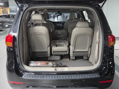 Kia Canival 2016, 204023 км, за 6790000 KRW - фото 19