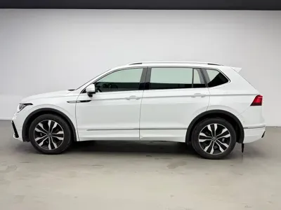 Volkswagen Tiguan L 2023, 18100 км, за 125800 CNY - фото 7