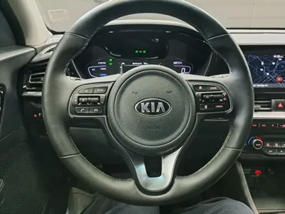 Kia Niro 2021, 143034 км, за 17500000 KRW - фото 12
