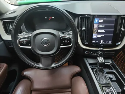 Volvo XC60 2020, 81300 км, за 133335.37 CNY - фото 7