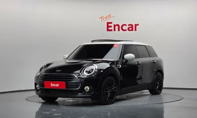 MINI Clubman · 2023 год