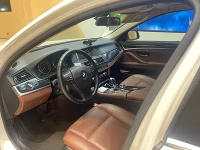 BMW 5 Series (Import) 2016, 92000 км, за 98000 CNY - фото 13