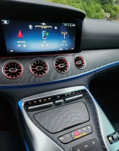Mercedes-Benz AMG GT 2024, 3000 км, за 113120000 KRW - фото 6
