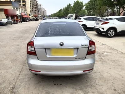 Skoda Octavia 2014, 103700 км, за 34825.91 CNY - фото 6