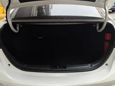 Mazda 3 Axela 2019, 51100 км, за 39800 CNY - фото 4
