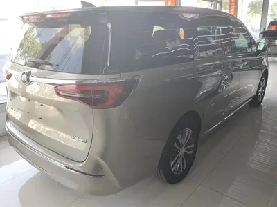 Buick GL8 2024, 64800 км, за 198000 CNY