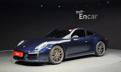Porsche 911 · 2017 год
