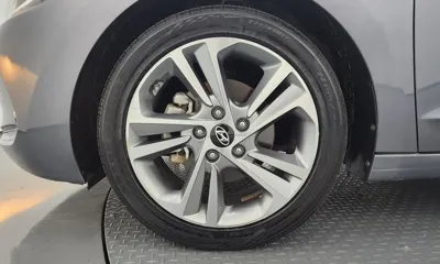 Hyundai Avante 2018, 15316 км, за 12900000 KRW - фото 5