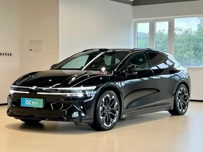Zeekr 极氪007GT · 2025 год