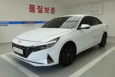 Hyundai Avante · 2023 год