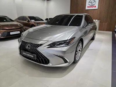 Lexus ES · 2025 год