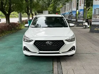Hyundai Elantra 2020, 60000 км, за 32800 CNY