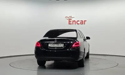 Mercedes-Benz C-Class 2020, 71740 км, за 22400000 KRW
