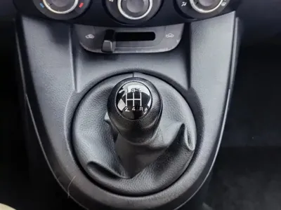 Mazda 2 2015, 135000 км, за 12900 CNY - фото 13