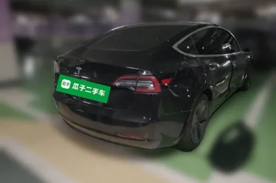 Tesla Model 3 2020, 179900 км, за 118060.33 CNY