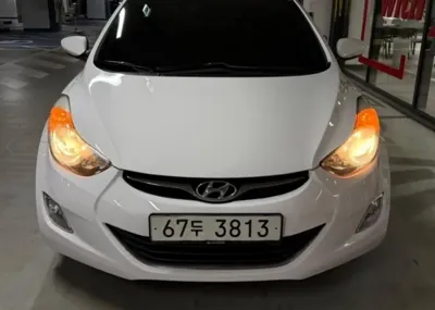 Hyundai Avante · 2012 год