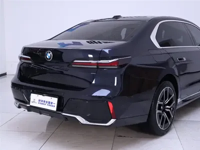 BMW 7 Series 2024, 34800 км, за 468000 CNY - фото 8