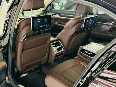BMW 7 Series 2018, 80000 км, за 208800 CNY - фото 13