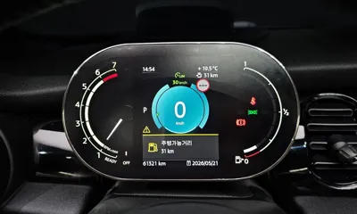 MINI Cooper Convertible 2024, 61321 км, за 26500000 KRW - фото 8