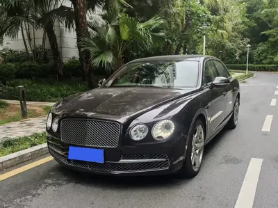Bentley Flying Spur 2014, 90000 км, за 558000 CNY