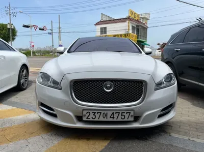Jaguar XJ · 2013 год