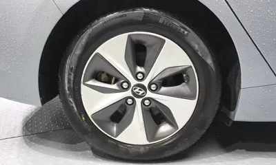 Hyundai Ioniq 2017, 132744 км, за 8500000 KRW - фото 5