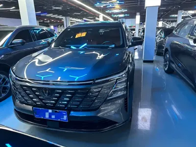 Changan 长安CS75PLUS 2024, 4000 км, за 76600 CNY