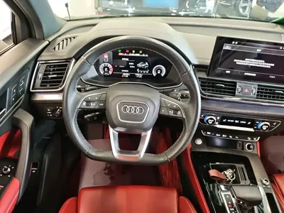 Audi Q5L Sportback 2022, 46400 км, за 197100 CNY - фото 8