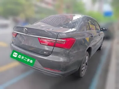 BYD Qin New Energy 2019, 65000 км, за 44411.13 CNY - фото 6