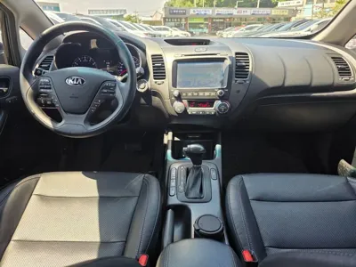 Kia K3 2015, 83702 км, за 6250000 KRW - фото 10