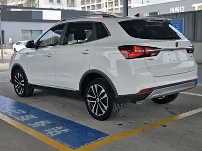 Roewe RX3 2020, 59000 км, за 25000 CNY