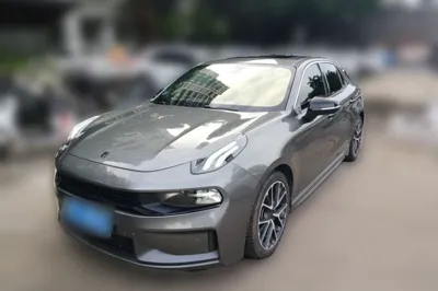 Lynk & Co 03 · 2022 год