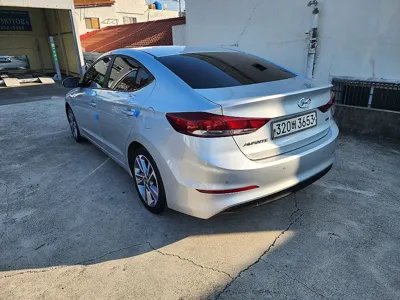 Hyundai Avante 2017, 132524 км, за 6900000 KRW