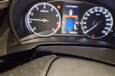Honda Spirior 2015, 94800 км, за 53071.75 CNY - фото 16
