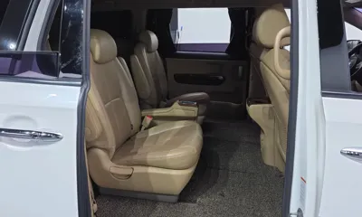 Kia Canival 2017, 123974 км, за 14400000 KRW - фото 11