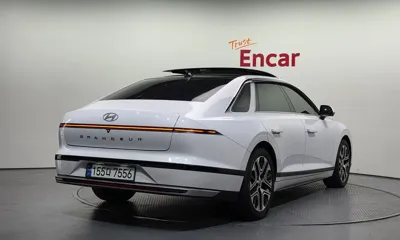 Hyundai Grandeur 2023, 20467 км, за 37800000 KRW