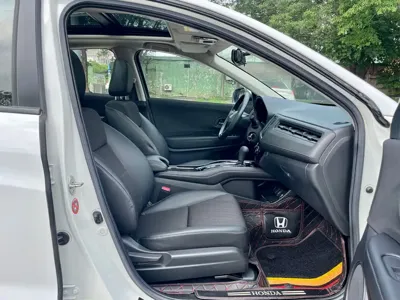 Honda Vezel 2020, 60000 км, за 53800 CNY - фото 7