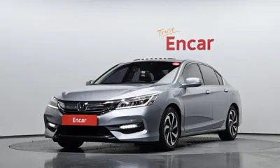 Honda Accord · 2017 год