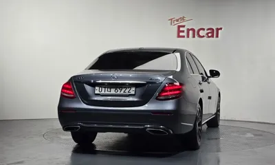 Mercedes-Benz E-Class 2017, 121632 км, за 18800000 KRW