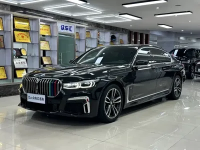 BMW 7 Series · 2022 год