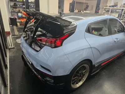 Hyundai Veloster 2019, 184351 км, за 12000000 KRW - фото 2