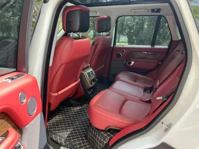 Land Rover Range Rover 2020, 140000 км, за 618000 CNY