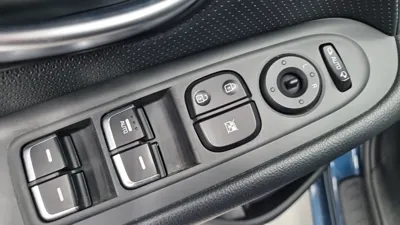 Kia Carens 2017, 158334 км, за 8800000 KRW - фото 18