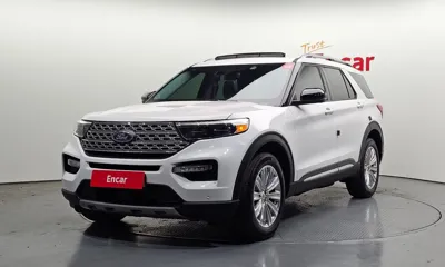 Ford Explorer · 2023 год