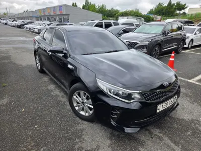 Kia K5 · 2018 год